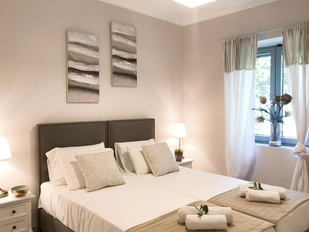 Villa Alekas Harbour House Kassiopi Exterior foto