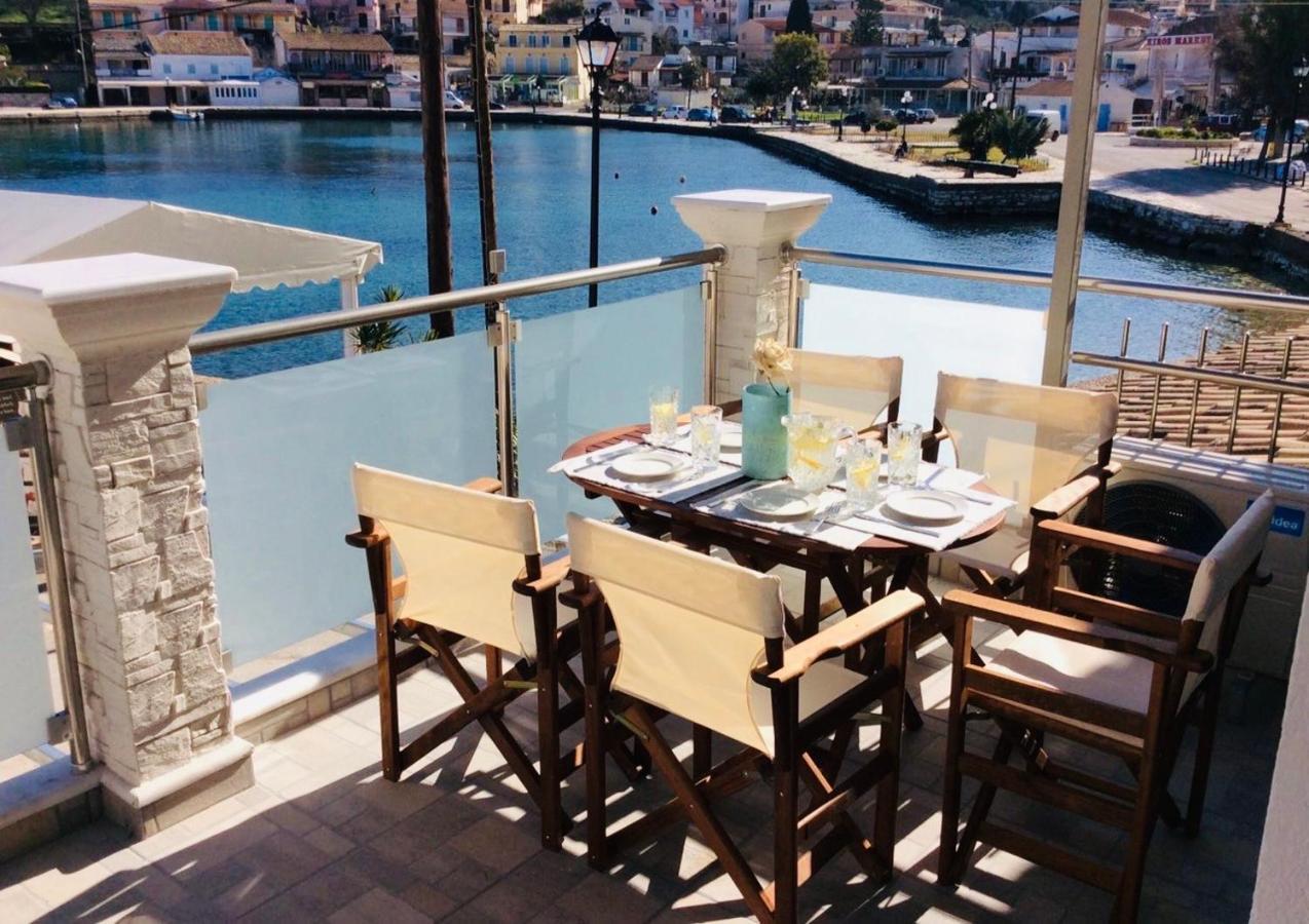 Villa Alekas Harbour House Kassiopi Exterior foto